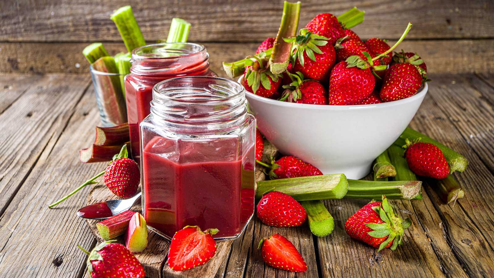 Erdbeermarmelade mit Rhabarber rezept